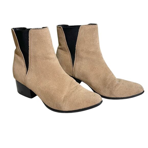 Urban Outfitters Tan Suede-Like Ankle Book Size 9 - Picture 1 of 15